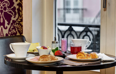 LX Boutique Hotel Lisbon breakfast